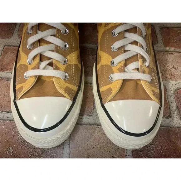 Chuck Taylor 70 Low \'Giraffe Print\' Para Sz 10.5 Men / 12.5 Women main image 4